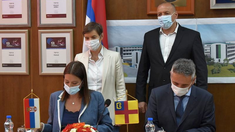 Vranju uručena nova oprema za sakupljanje otpada